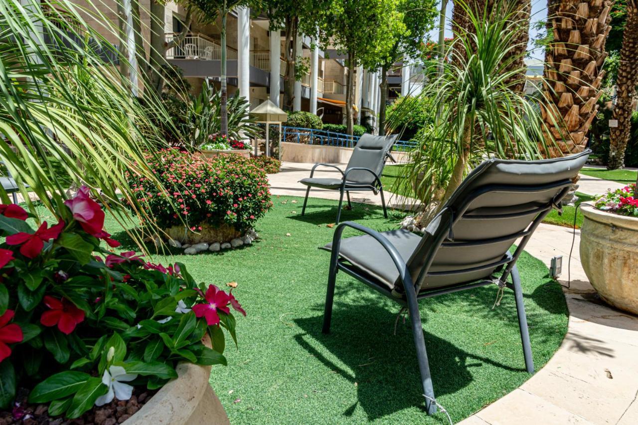 דירת גן פונה לבריכה - Pool Garden View Eilat Leilighet Eksteriør bilde