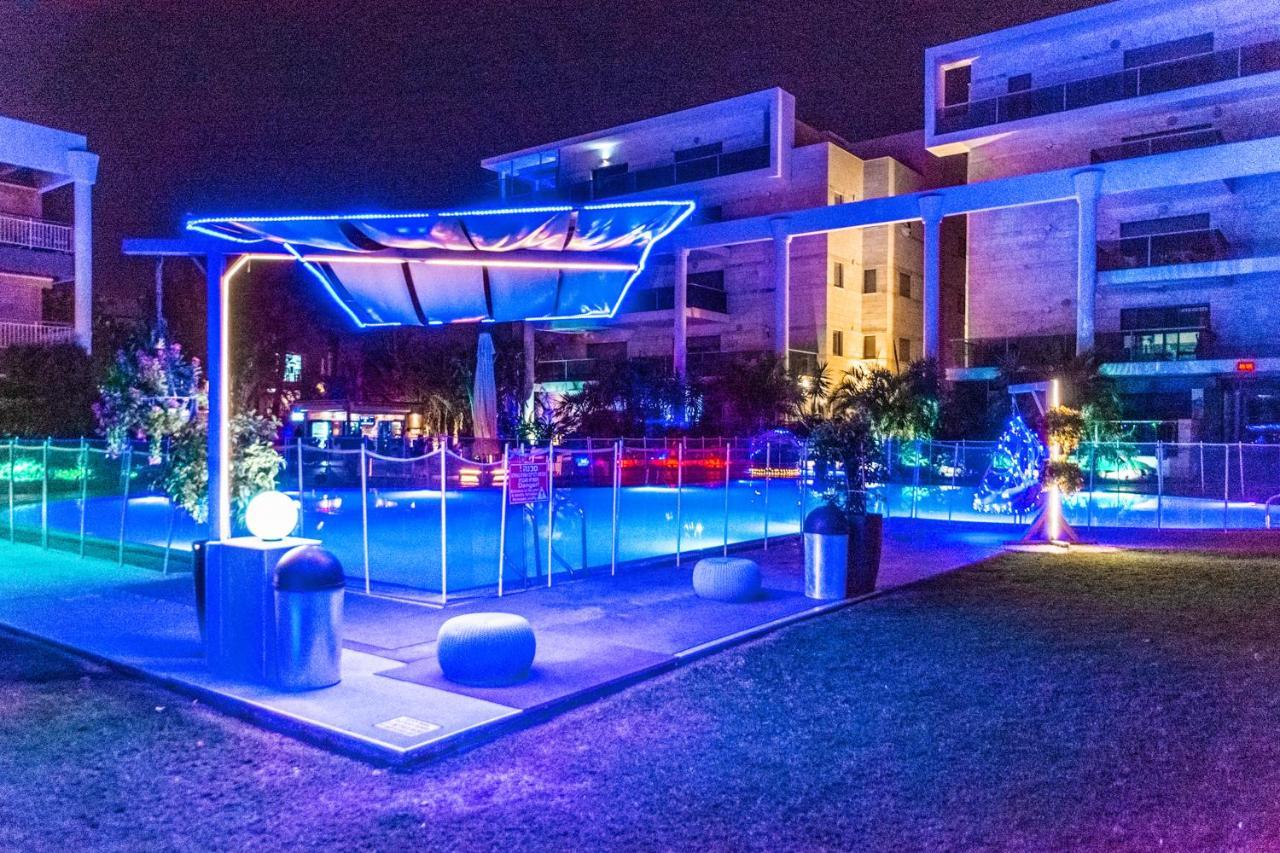 דירת גן פונה לבריכה - Pool Garden View Eilat Leilighet Eksteriør bilde