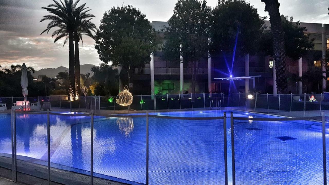 דירת גן פונה לבריכה - Pool Garden View Eilat Leilighet Eksteriør bilde